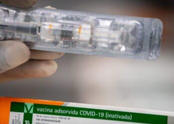 Butantã: Vacina chinesa é a que tem menos efeitos colaterais entre as testadas