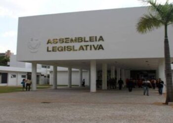 Alego aprova, em primeira votação, projeto que proíbe vacinação obrigatória