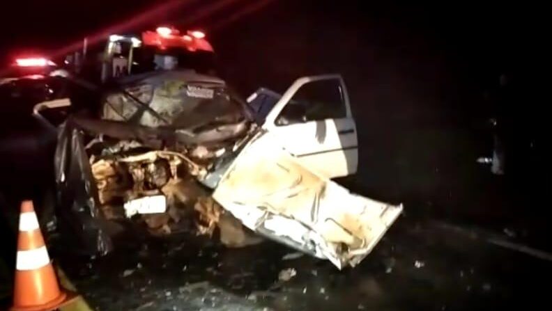Dois idosos e mais duas pessoas morrem em acidente na BR-364, em Caçu