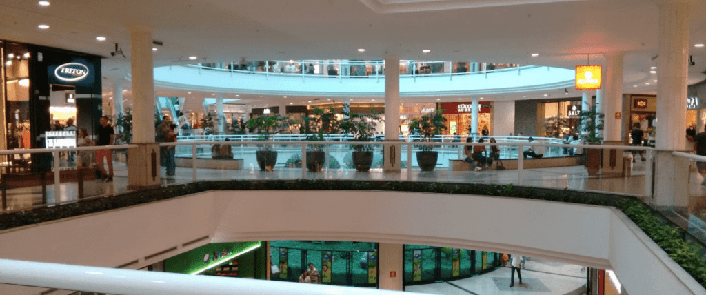 Shoppings de Goiânia aderem a novos horários para evitar aglomerações