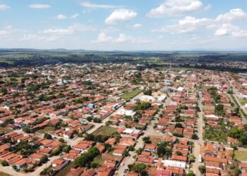 Suspeitos de fraudes em licitações de cestas básicas são presos em Itapaci