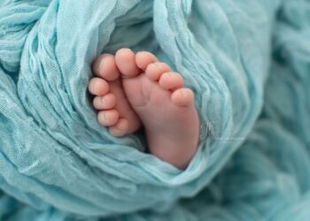 Bebê é encontrado, em Santo Antônio do Descoberto, dentro de sacola plástica
