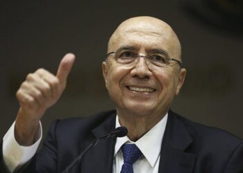 Henrique Meirelles reafirma pré-candidatura em reunião com PSD Jovem, em Goiânia
