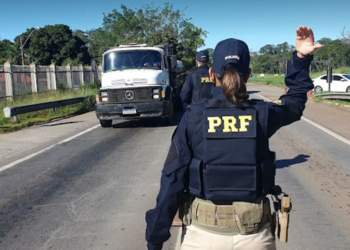 PRF suspende restrição de veículos pesados nas rodovias durante Carnaval