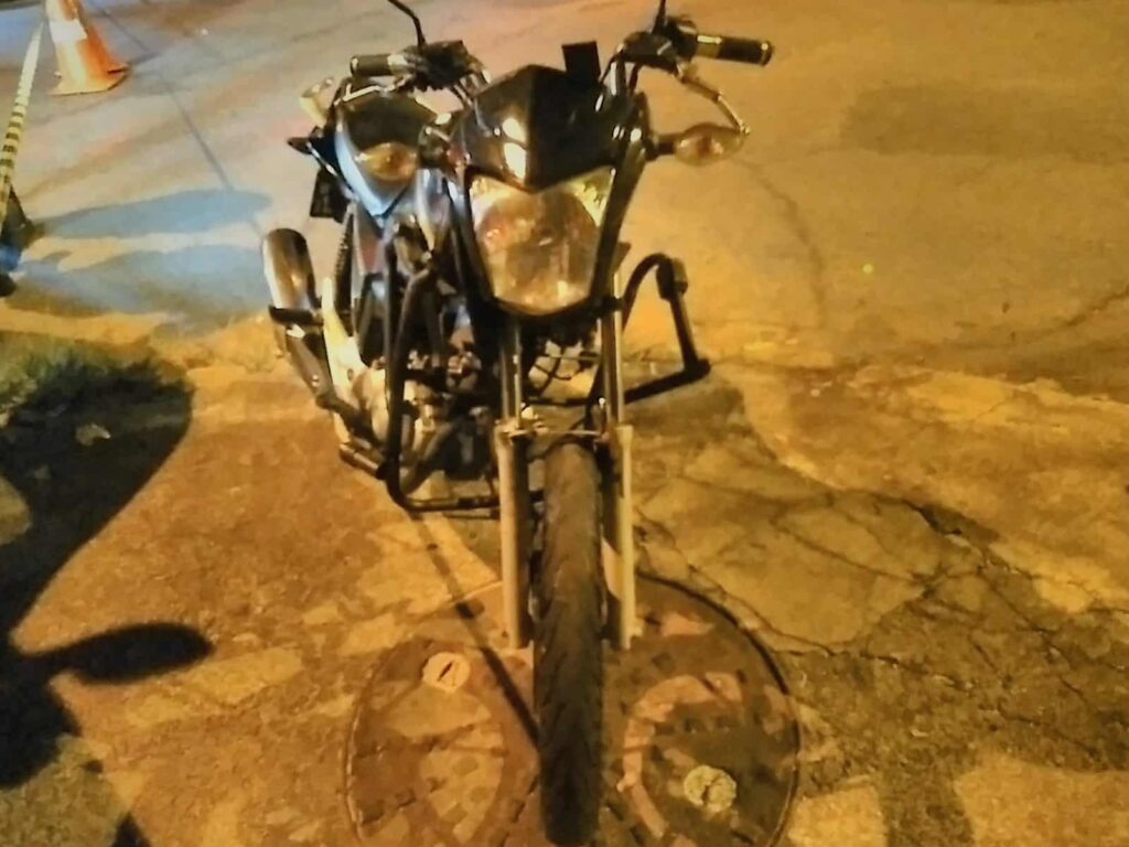 Casal fica gravemente ferido após ser atingido por carro em Goiânia