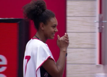 Goiana Jessi ganha prova do anjo e está imune no BBB 22