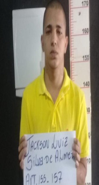 Seis detentos fogem de presídio por buraco em parece de cela, em Santa Helena de Goiás
