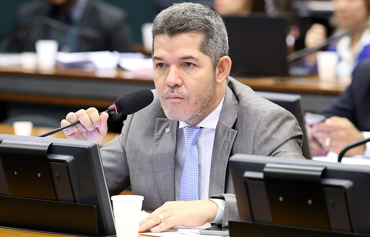 Delegado Waldir