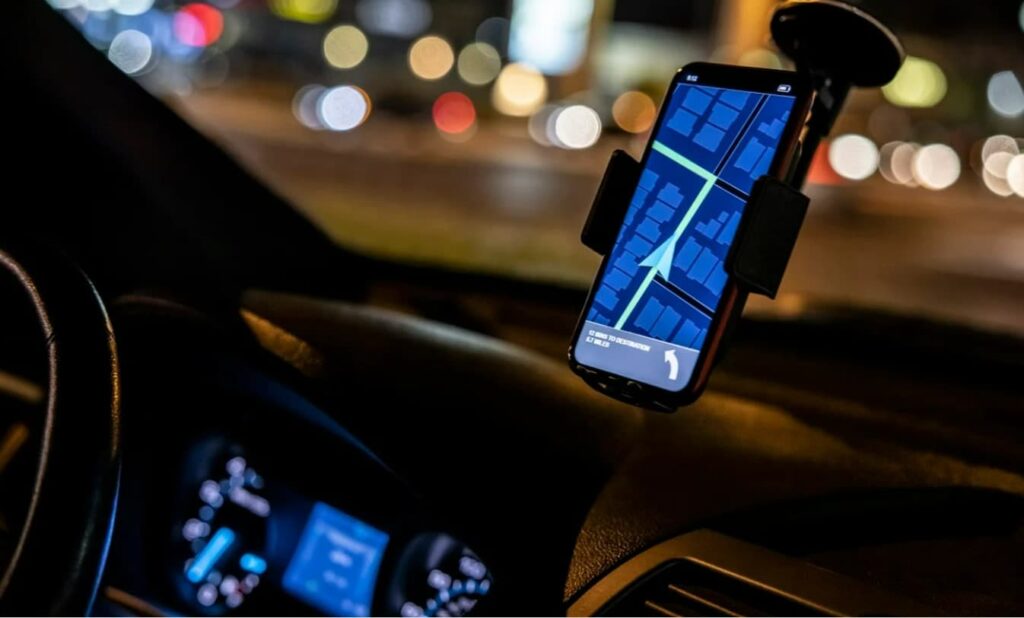 Mulher relata que motorista de app estava se masturbando durante corrida, em Goiânia