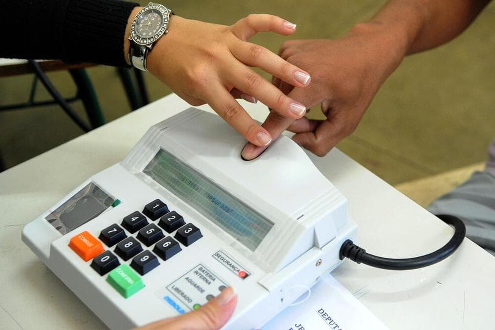 Justiça Eleitoral começa convocação de mesários que vão trabalhar nas eleições 2022