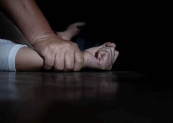PC investiga caso de jovem estuprada dentro de casa, em Senador Canedo;