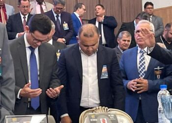 Pré-candidato a deputado estadual, Ronilson Reis tem passe-livre na Assembleia de Deus Madureira
