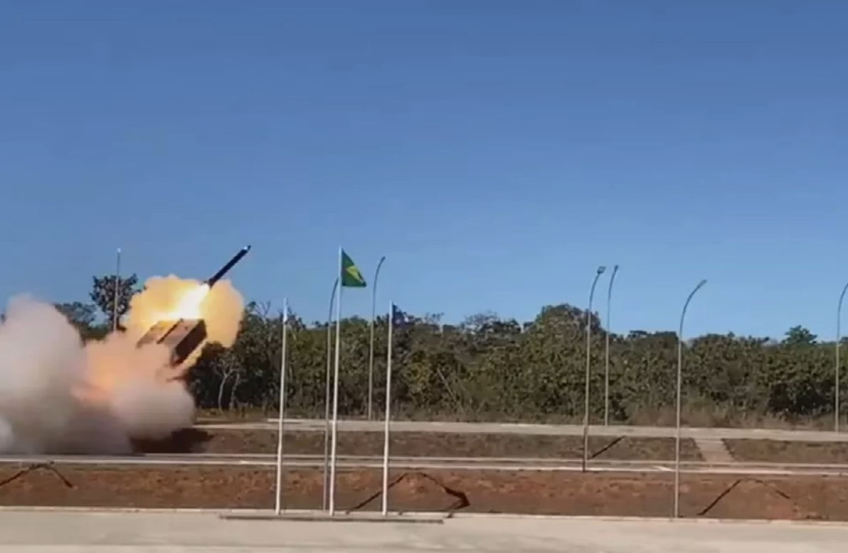 Militares ficam feridos após míssil explodir na Base do Exército, em Formosa
