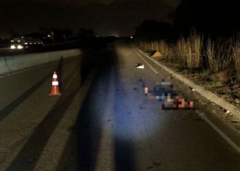 Pedestre morre após ser atropelado por motocicleta na BR-060, em Goiânia