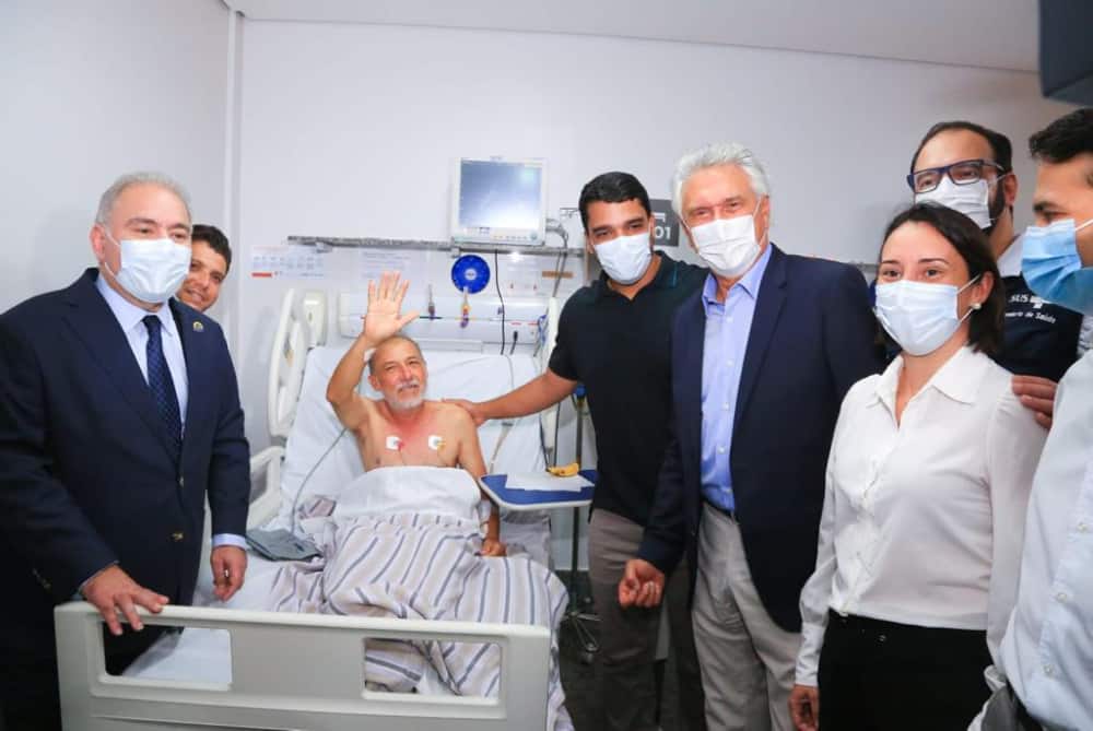 Caiado e Queiroga assinam portaria que amplia alta complexidade no Hugol