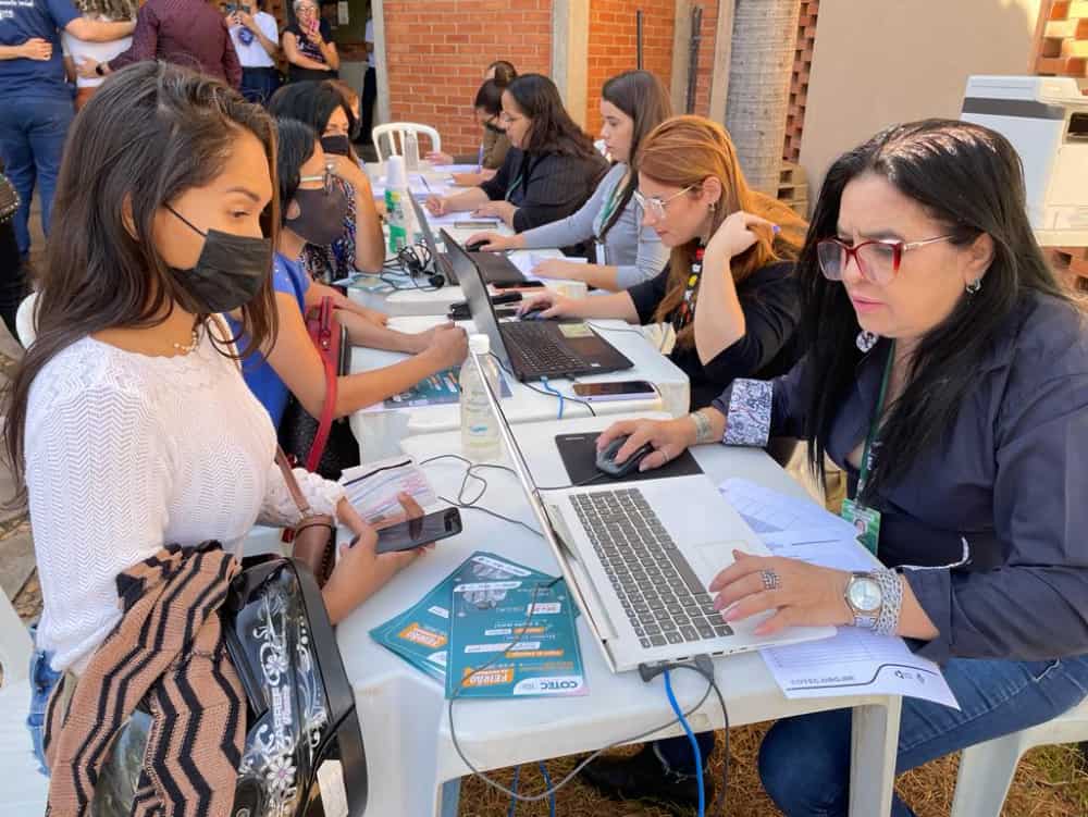 Feirão de empregos em Goiânia oferta mais de 10 mil vagas de trabalho e cursos profissionalizantes