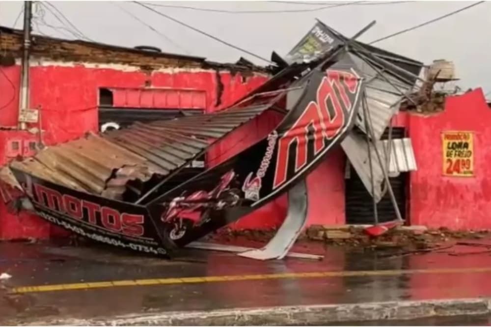 Fortes chuvas causam estragos em Goiânia e Aparecida; veja