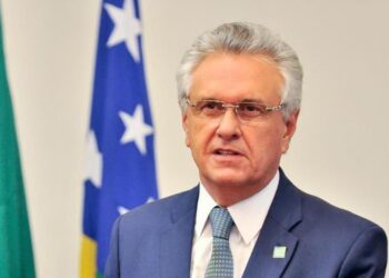 Ronaldo Caiado é reeleito governador de Goiás em 1º turno