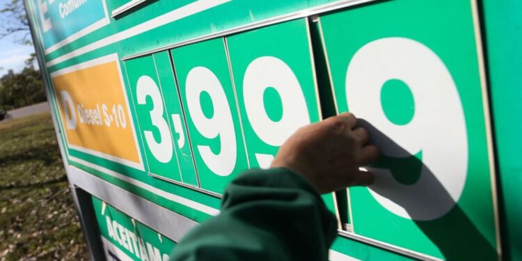 Alíquota única do ICMS sobre combustíveis entra em vigor a partir de abril