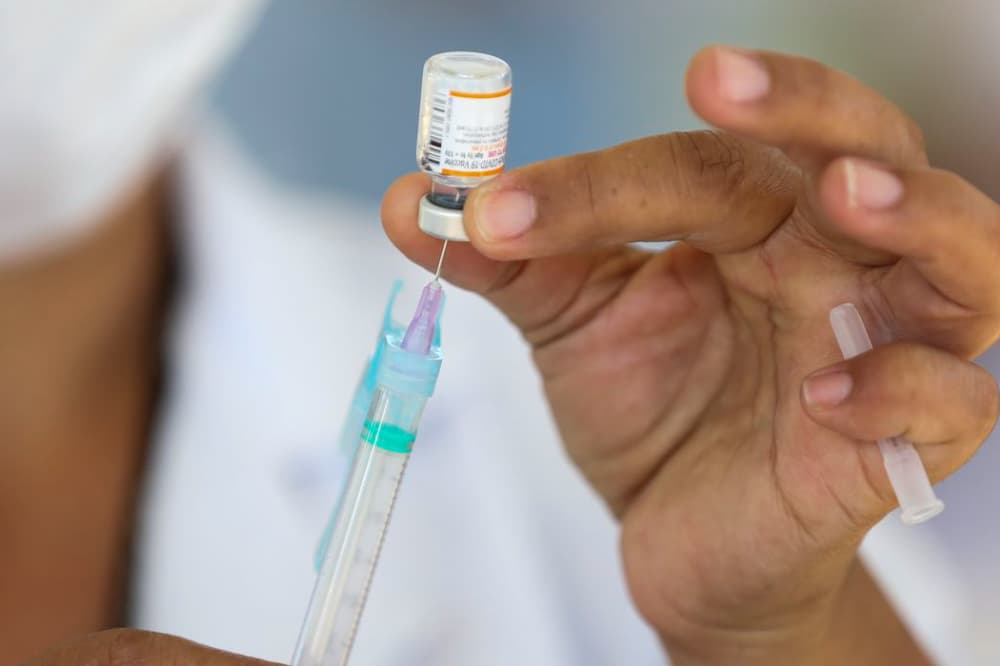 Goiânia inicia vacinação de bebês a partir de 6 meses sem comorbidades