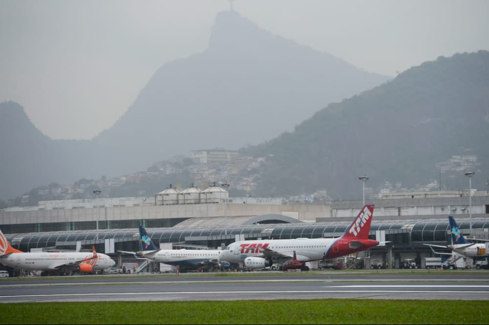 Greve dos aeronautas é suspensa durante feriado de Natal
