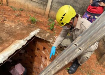 Mulher cai em cisterna com cerca de 3 metros de profundidade, em Ipameri