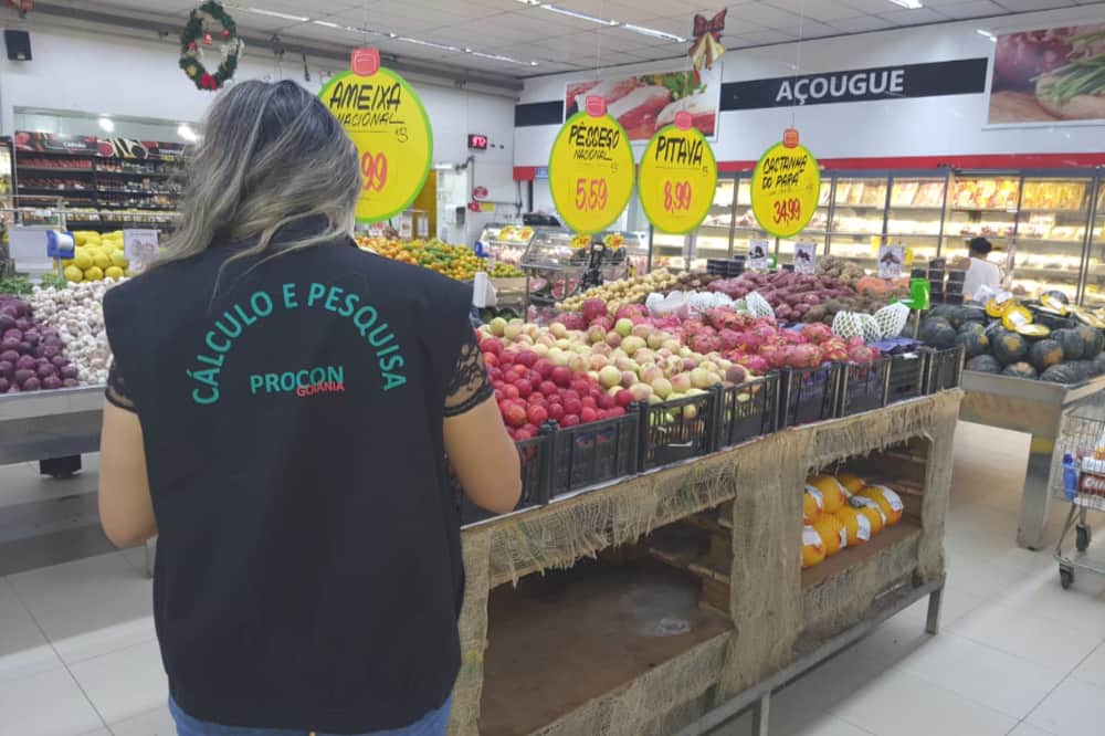 Procon aponta variações de até 328,97% em itens da ceia de Natal em Goiânia