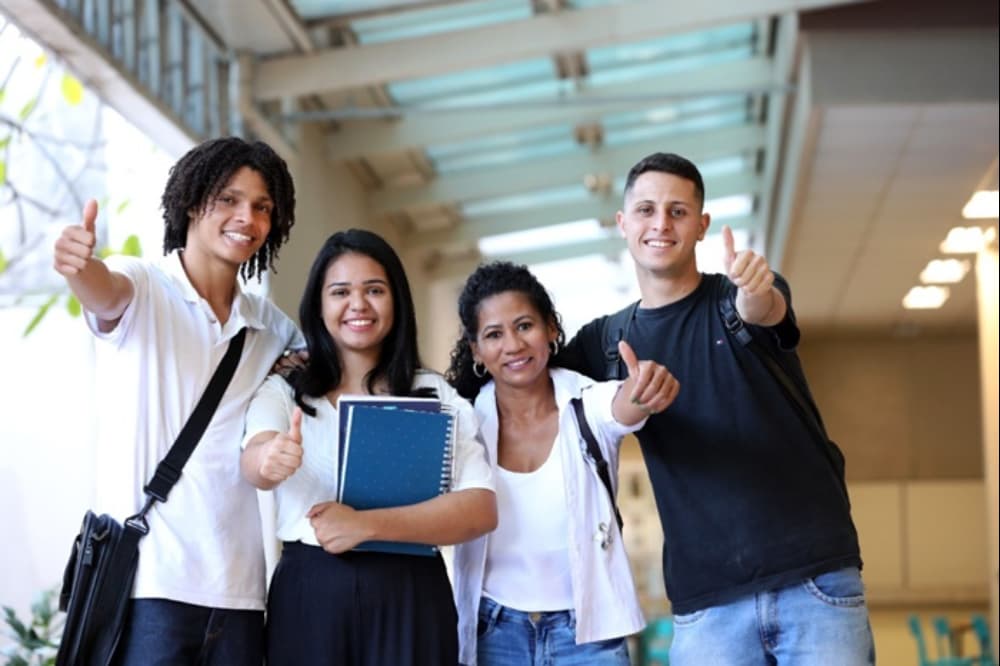 Alunos beneficiários do Probem devem renovar bolsa até o dia 31 de janeiro