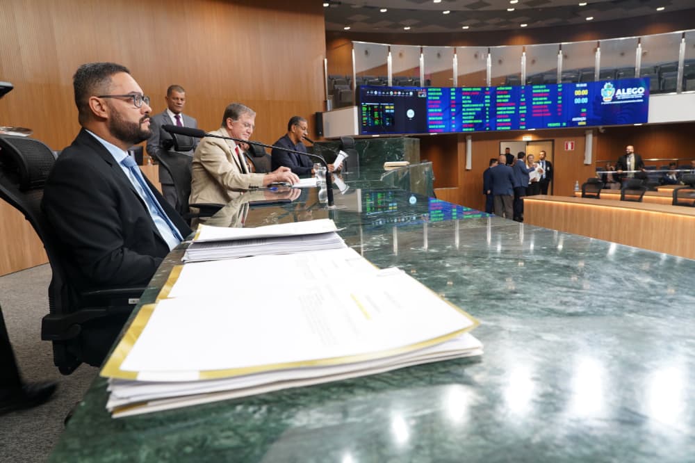 Alego aprova reforma administrativa; projeto segue para sanção de Caiado
