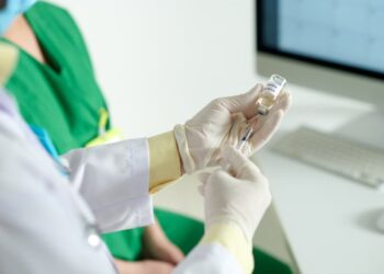 Covid-19: vacinação bivalente em Goiás começa na próxima segunda (27)