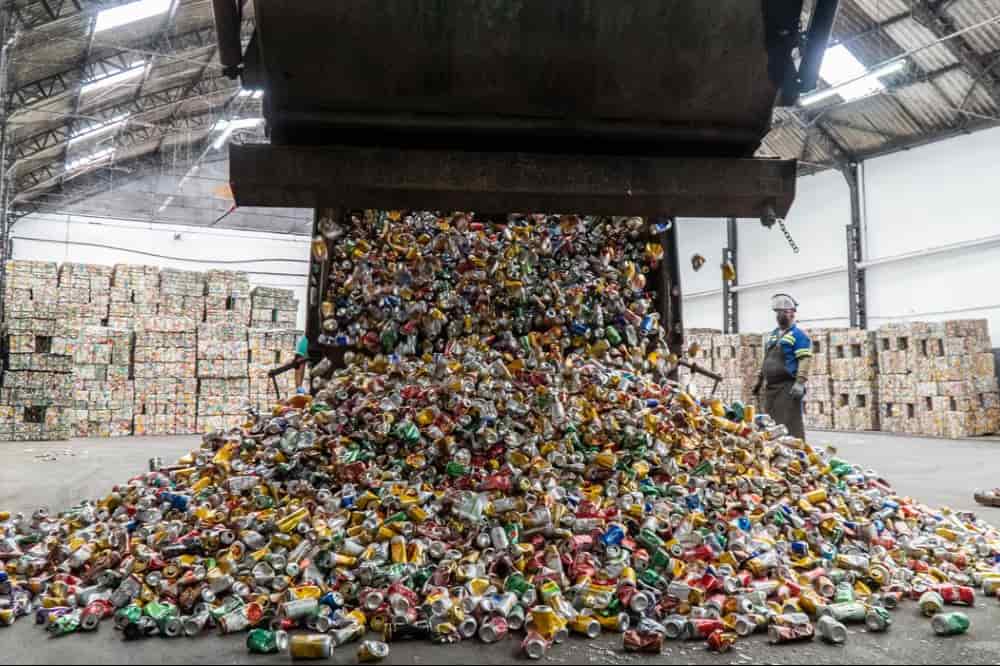 Logística reversa pode reduzir em até 20% descarte de embalagens em Goiás