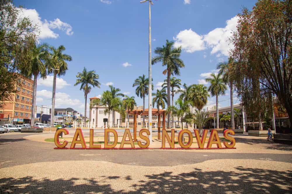 ponto facultativo em Caldas Novas