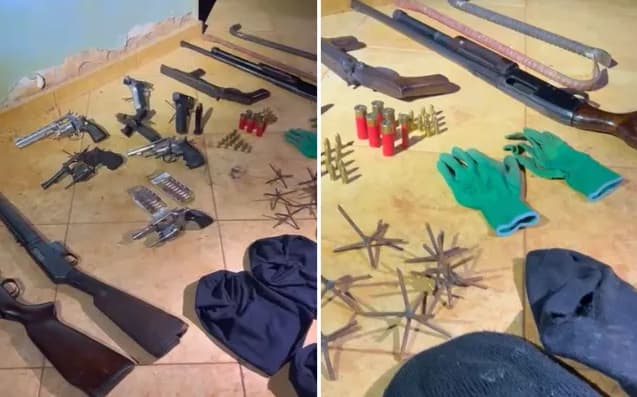 objetos apreendidos com os suspeitos. 