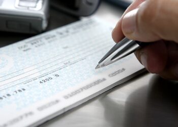 Cheques terão mudanças a partir de outubro; conheça o novo padrão