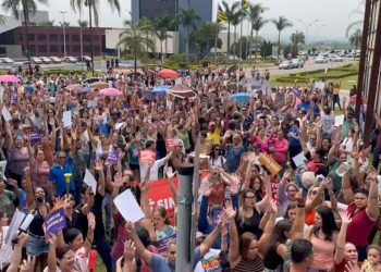 Servidores da educação de Goiânia devem entrar em greve a partir de segunda (2)