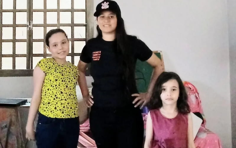 Acusada pela morte das filhas