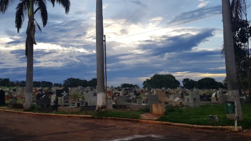 Cemitério Municipal Parque
