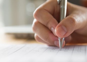 Conselho Regional de Química tem 247 vagas para concurso; salários de até R$ 6 mil