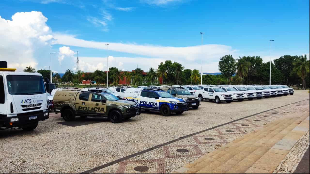 Governador do Tocantins, entrega novos veículos para diversas instituições. Foto: Antônio Neves/Portal Dia