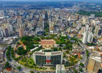 Veja o que vai ou não funcionar no feriado de fim de ano na Grande Goiânia