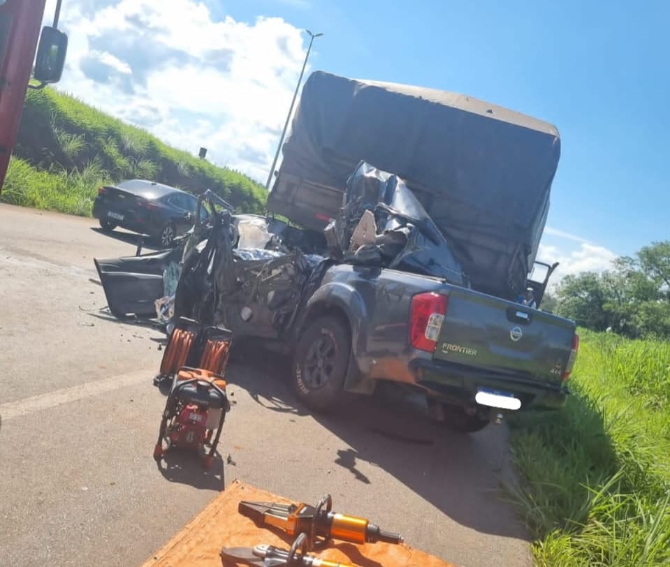 médico e mãe morrem em acidente na GO-070