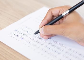 Inscrições abertas para concurso do IBGE; salários chegam a R$ 8, 4 mil 