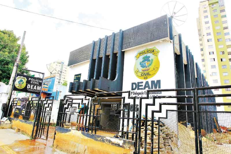 Delegado acusado de estupro