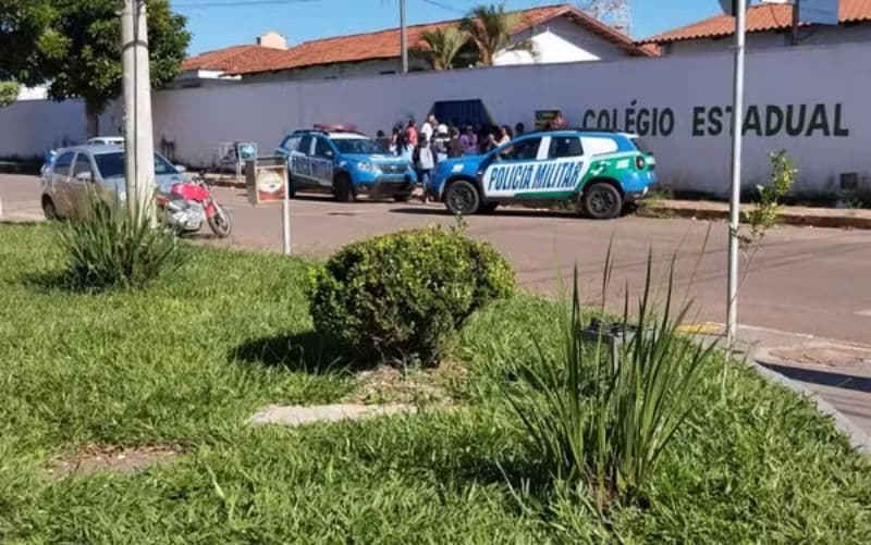 Aluno baleado em escola