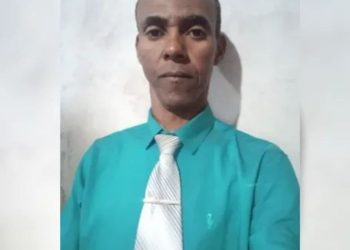 Pastor que morreu após ser picado por cobra pescava com a família no momento do ataque