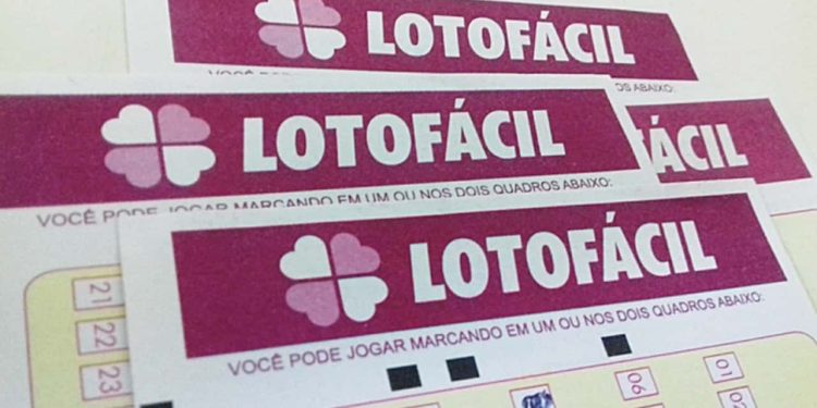 Quatro apostas acertam Lotofácil e levam R$ 403 mil cada; novo sorteio acontece hoje
