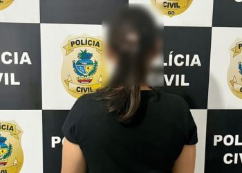 Pai e mãe são condenados a mais de 230 anos de prisão por estupro dos três filhos 