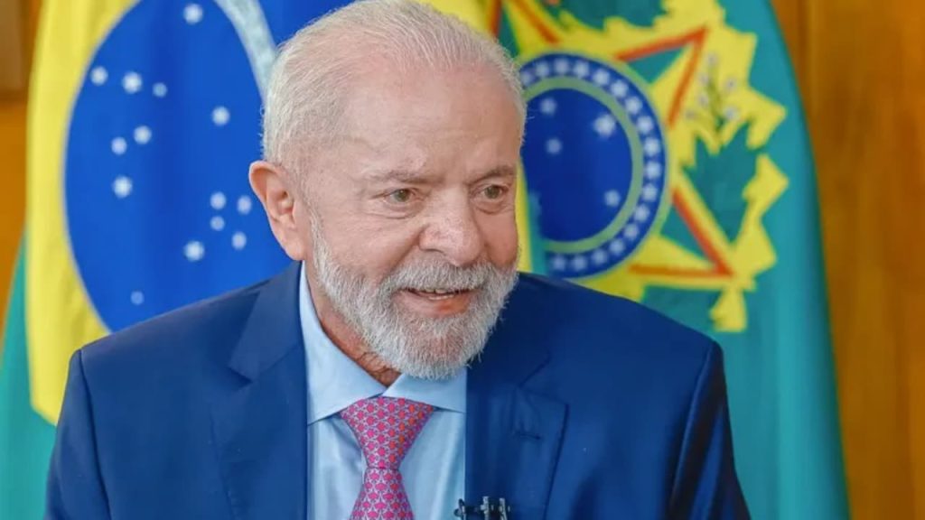 Lula é submetido a cirurgia de emergência após hemorragia intracraniana
