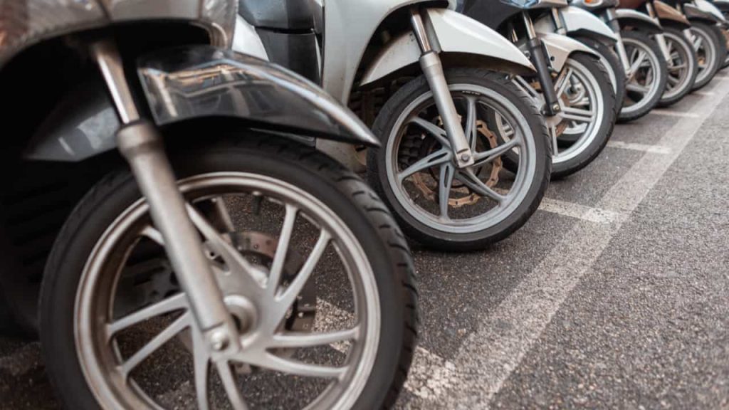 Governo de Goiás pede isenção do IPVA de motos de baixa cilindrada, aeronaves e embarcações