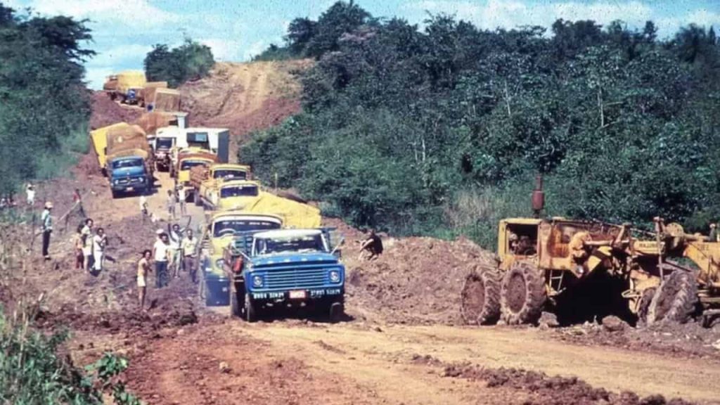 imagens PUC Goiás ainda estou aqui
